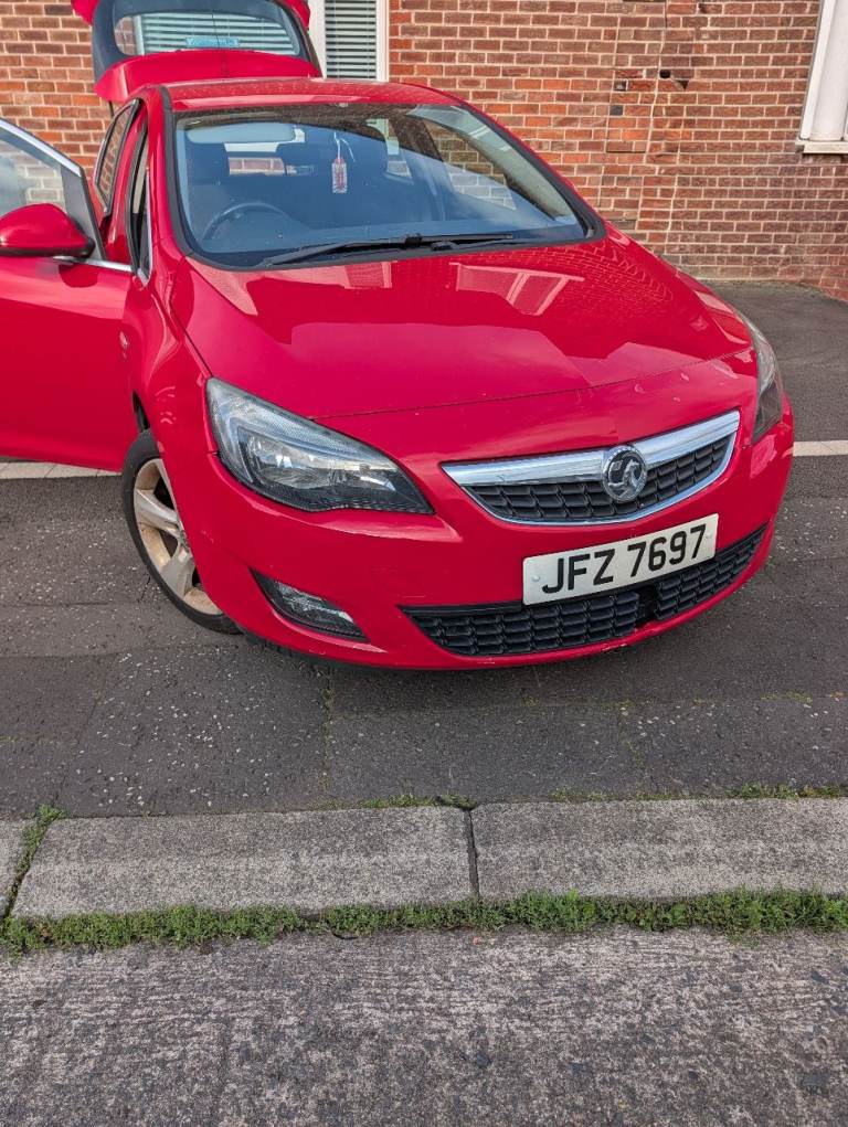 Vauxhall, ASTRA, Hatchback, 2011, Manual, 1398 (cc), 5 doors