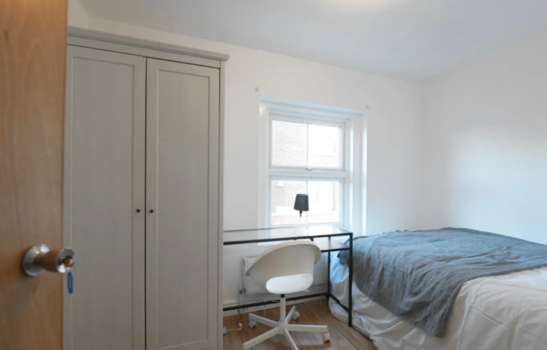 Double Room Whitechapel £825/pm - Bills Inc | Near Station | Zone 2!