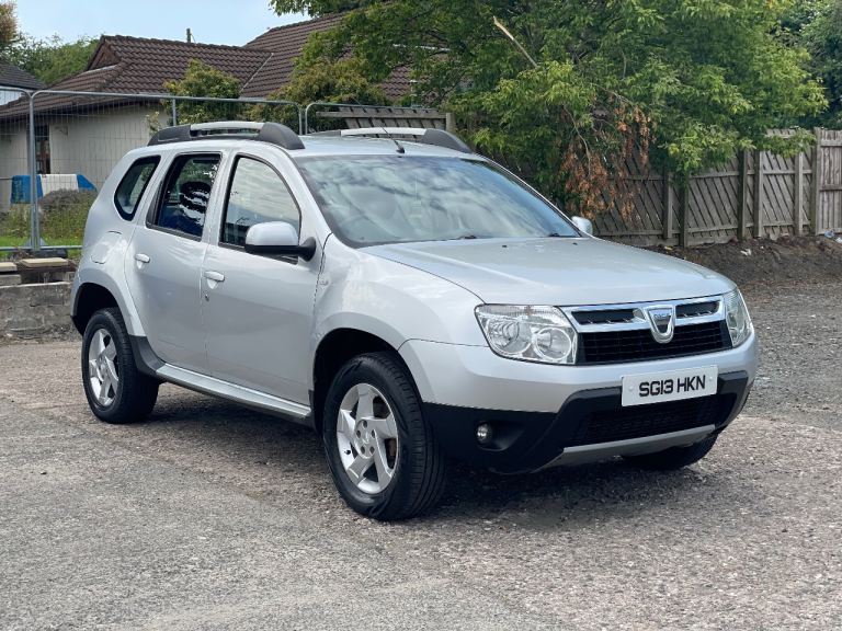 2013 Dacia Duster Laureate 4X2 DCI (not corsa, Clio, sandero, Megane, focus, Leon, golf)