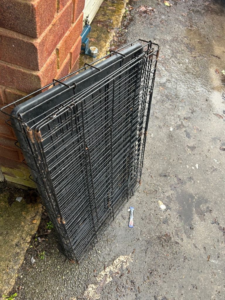 Small dog crate 