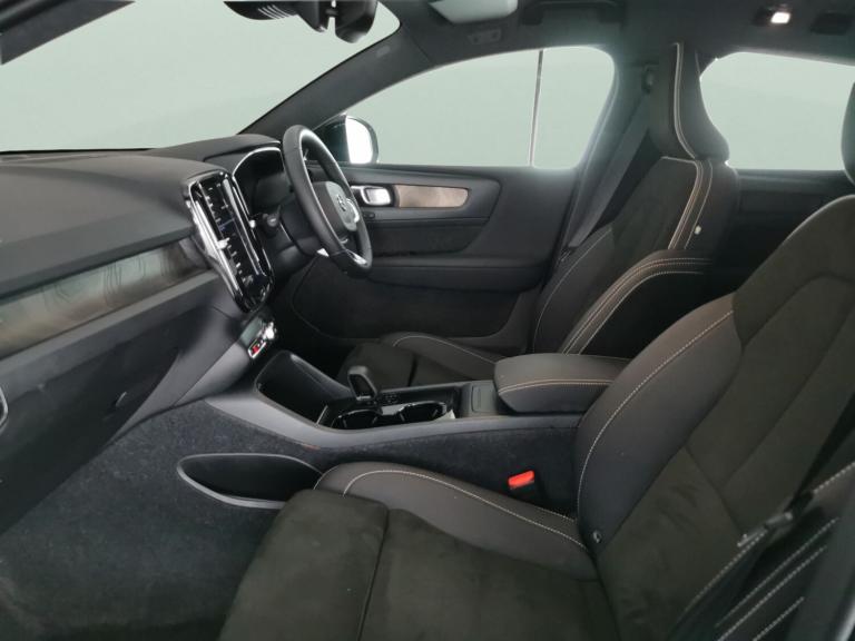 2022 Volvo C40 300kW Recharge Twin Pro 78kWh 5dr AWD Auto ESTATE ELECTRIC Automatic