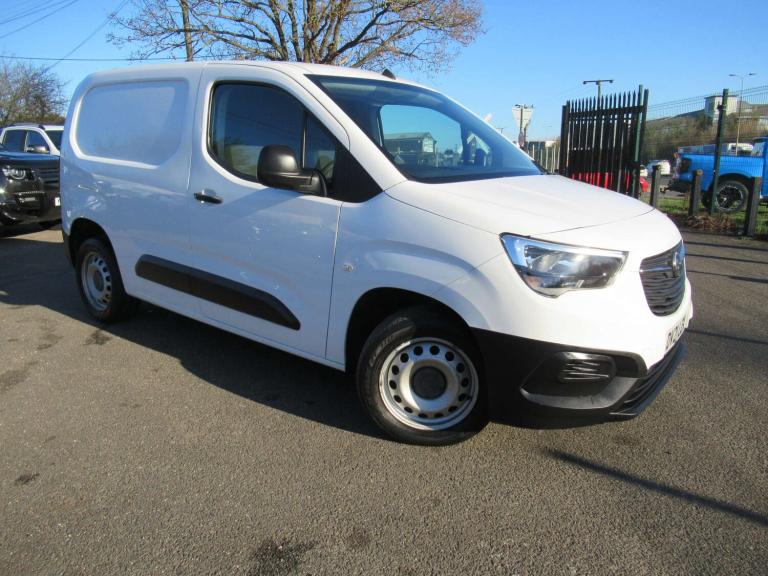 2021 Vauxhall Combo 1.5 Combo 2300 Dynamic TD Panel Van Diesel Manual