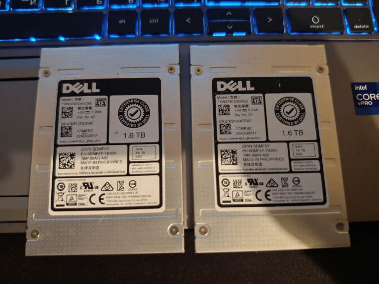 as x10 endurance Dell 1.6TB sata 2.5" 6Gb/s MLC MU Enterprise SSD thnsf81d60cse