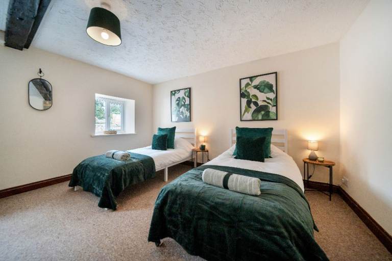 4 Bedroom House – Thetford – Short Stay & Monthly Accommodation