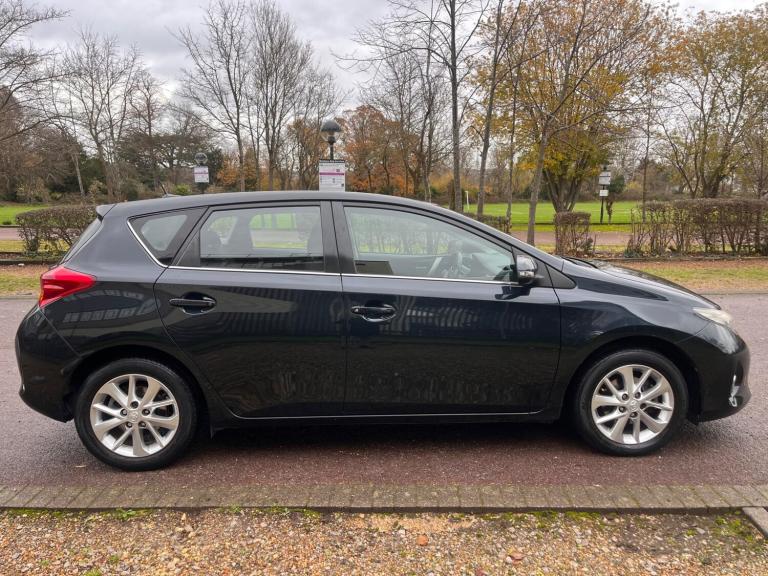 2014 Toyota Auris 1.6 V-Matic Icon 5dr HATCHBACK PETROL Manual