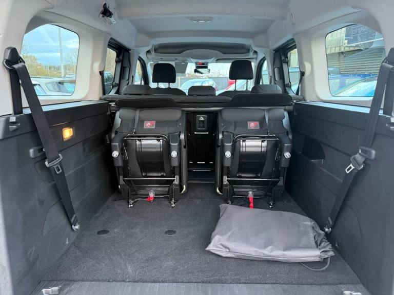 2025 Citroen Berlingo 100kW Plus XL 52kWh 5dr Auto [7 Seat] MPV ELECTRIC Automatic