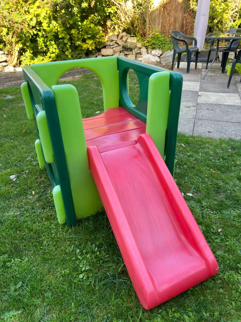 Little Tikes Junior Activity Gym & Slide – Outdoor / Indoor Climber