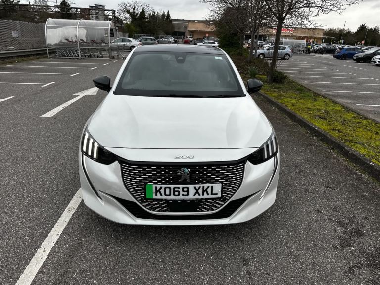 Peugeot E-208 Gt line Electric auto mileage only 25086 - 1 year mot 