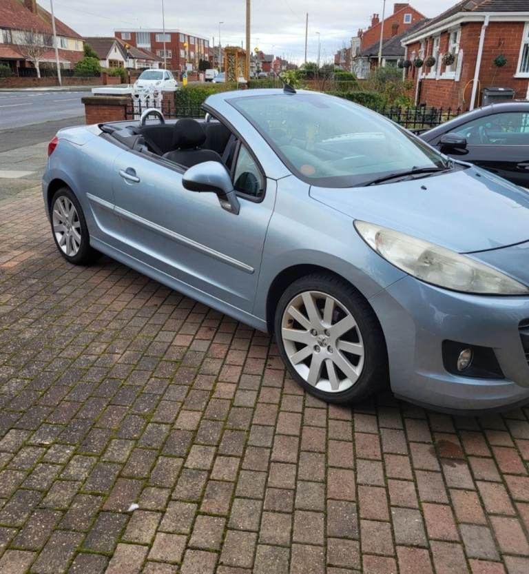 Peugeot 207cc gt convertible 