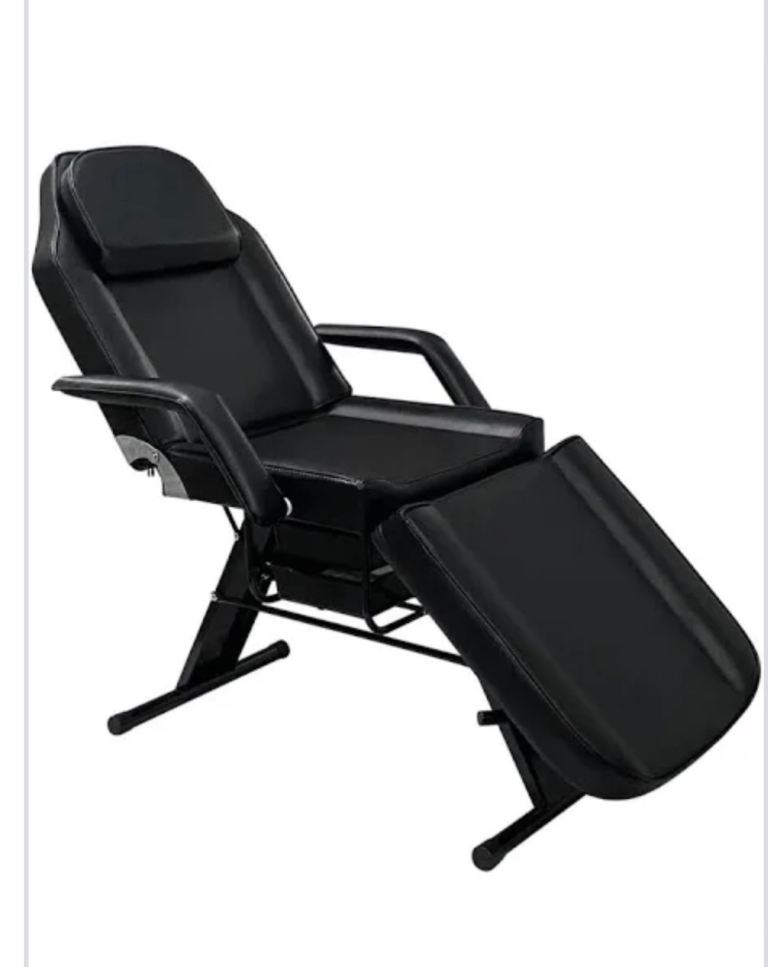 Black Adjustable Beauty Salon Chair / Massage Bed - As Good As New - no delivery 