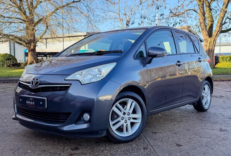 2011 Toyota Verso 1.33 Dual VVT-i T Spirit 5dr Multidrive S MPV PETROL Automatic