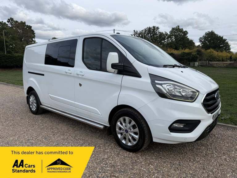 2018 Ford Transit Custom 2.0 EcoBlue 170ps Low Roof D/Cab Limited Van PANEL VAN DIESEL Manual