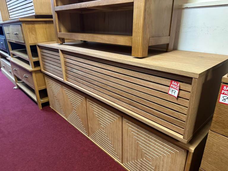 Max Slatted 2 Door TV Unit - Natural