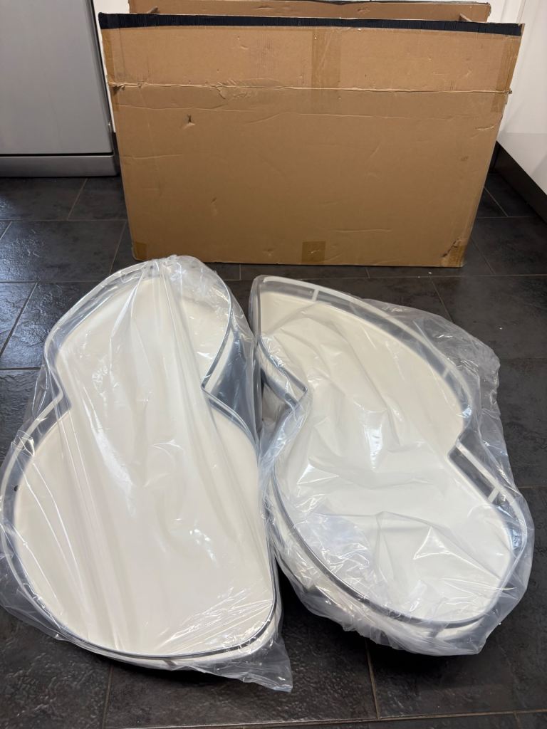HAFELE WHITE / CHROME REVERSIBLE PULL-OUT TRAYS 1000MM for kitchen cupboard