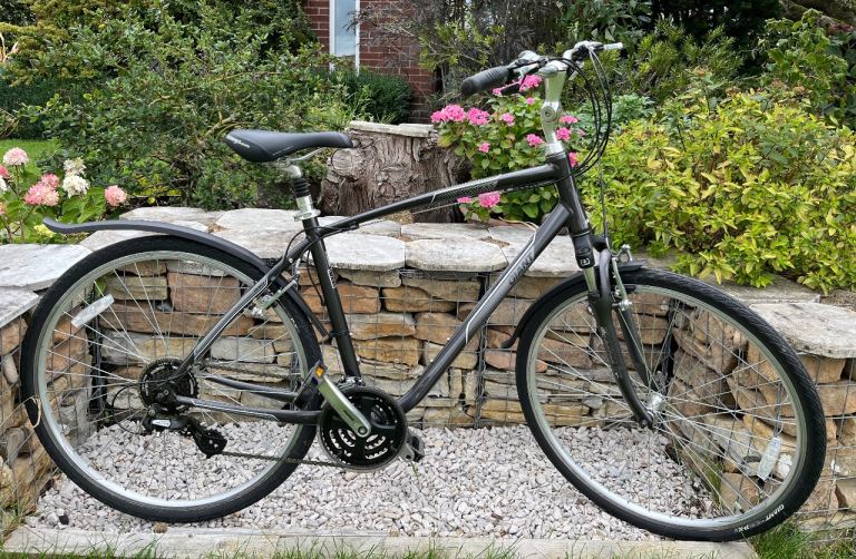 Giant Cypress Hybrid Bike 
