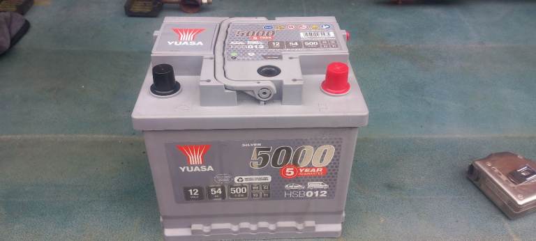 car battery Yuasa battery for vw polo