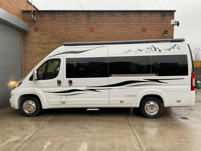 2021 Peugeot Boxer 2.2 BlueHDi 435 Professional L4 H2 Euro 6 (s/s) 5dr PANEL VAN Diesel Manual