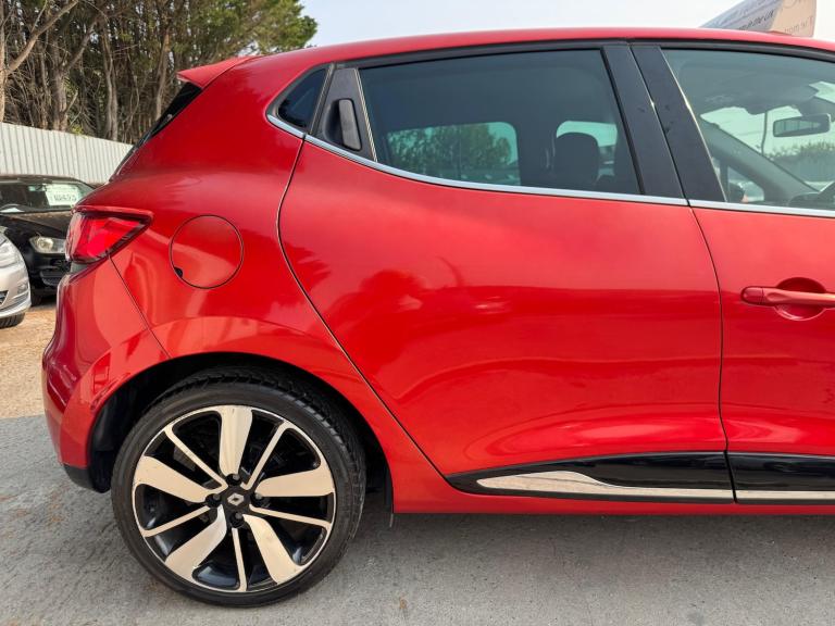 2014 Renault Clio 1.2 DYNAMIC AUTO  Hatchback Petrol Automatic