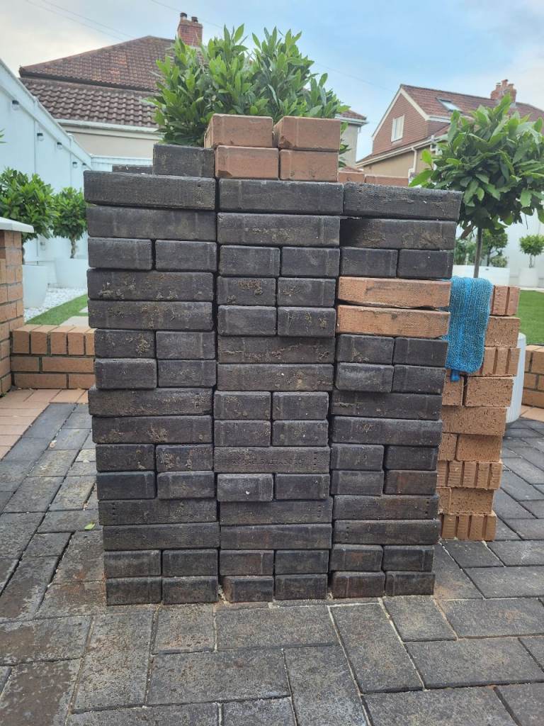 FREE Clay Pavers Approx  400