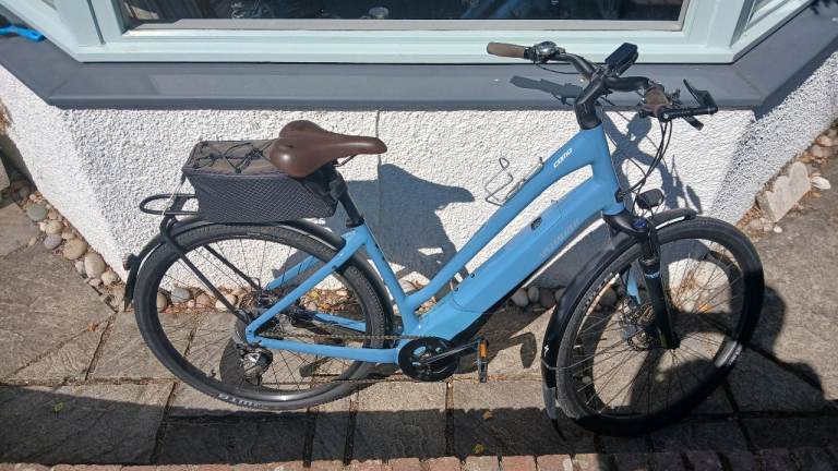 Specialized Como Electric Bike -  Womens, Blue, Great Condition, Low Miles!