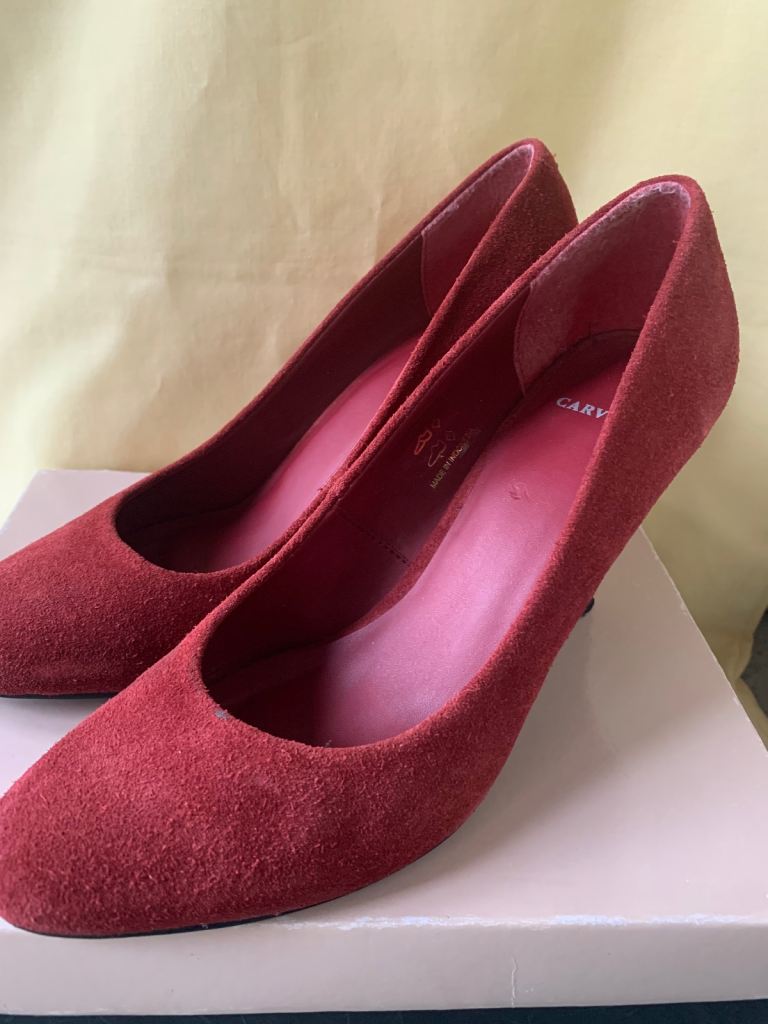 Carvela Court Shoe -size 6