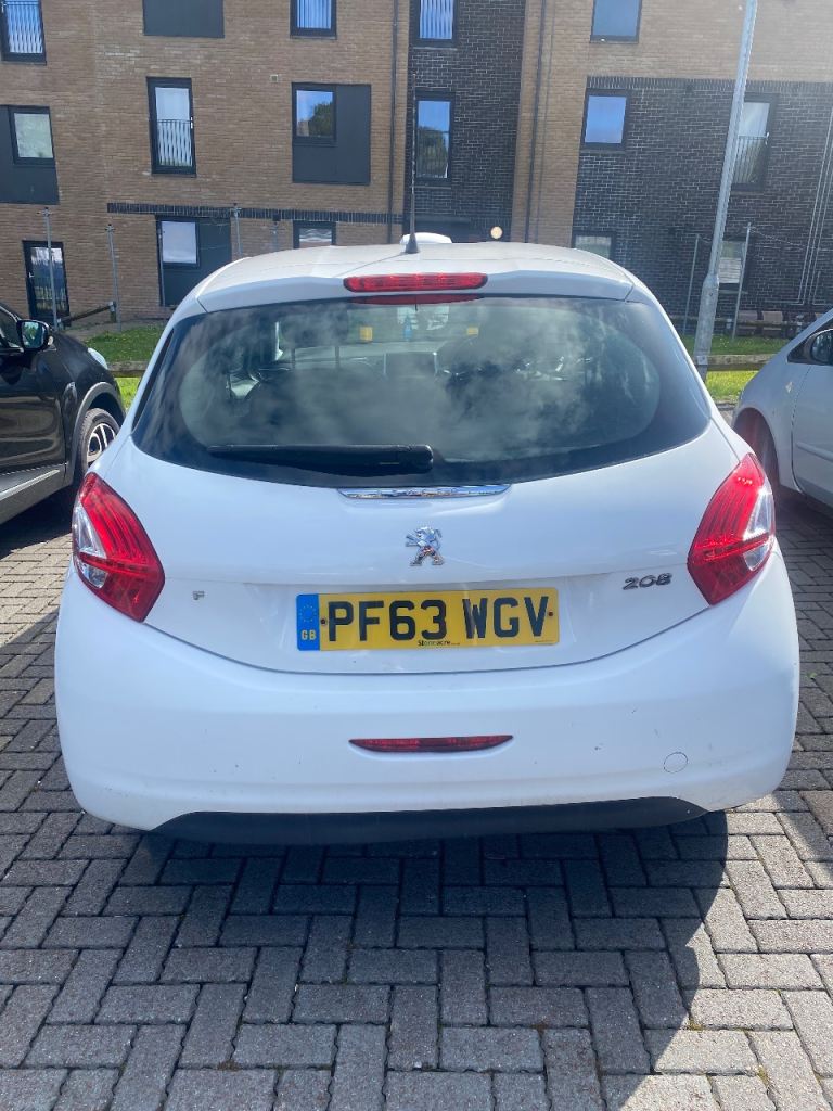 Peugeot, 208, Hatchback, 2014, Manual, 1199 (cc), 3 doors