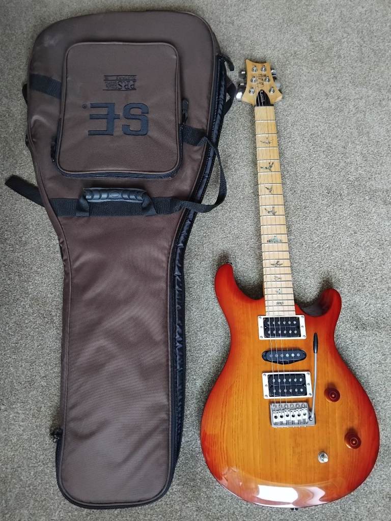 PRS Paul Reed Smith Swamp Ash Special SE 3 pickups coil split trem original gigbag barely used 
