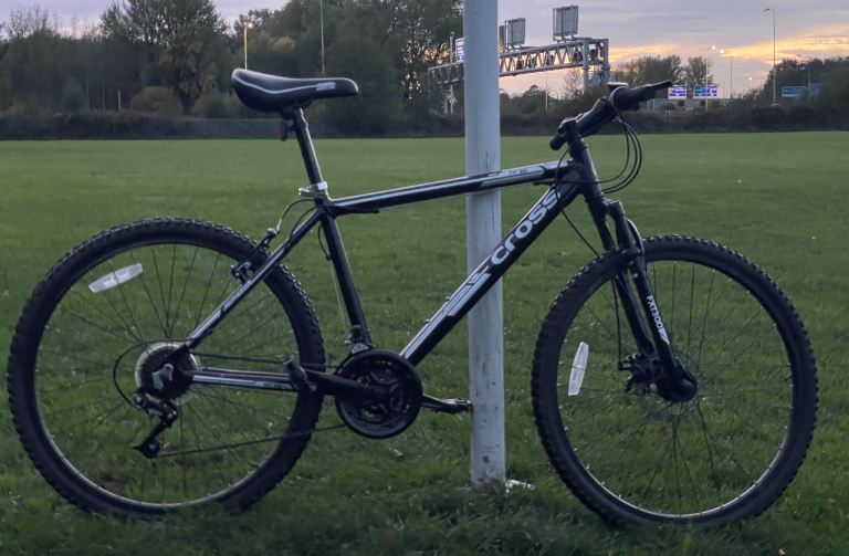 Cross FXT Men’s hardtail mountain bike