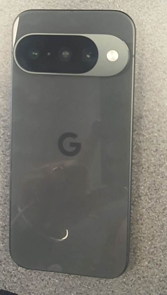 Google Pixel 10 – Grey, Good Condition 
