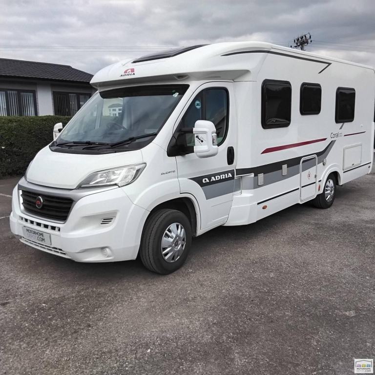 Adria Coral Axess S670SL, 1 owner,  3 berth, 4 seat belt Motorhome