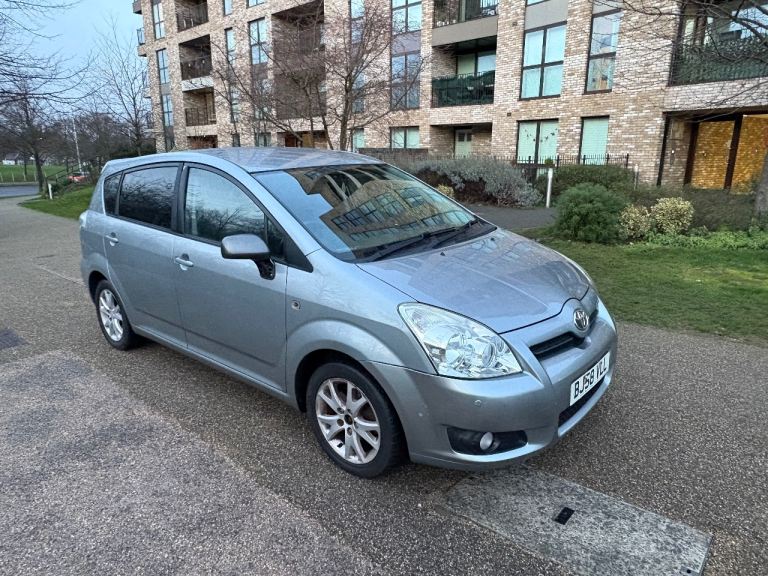 7 seater Toyota VERSO SR MODEL 2008 automatic 1.8 petrol,drives perfect,great condition,sensors 