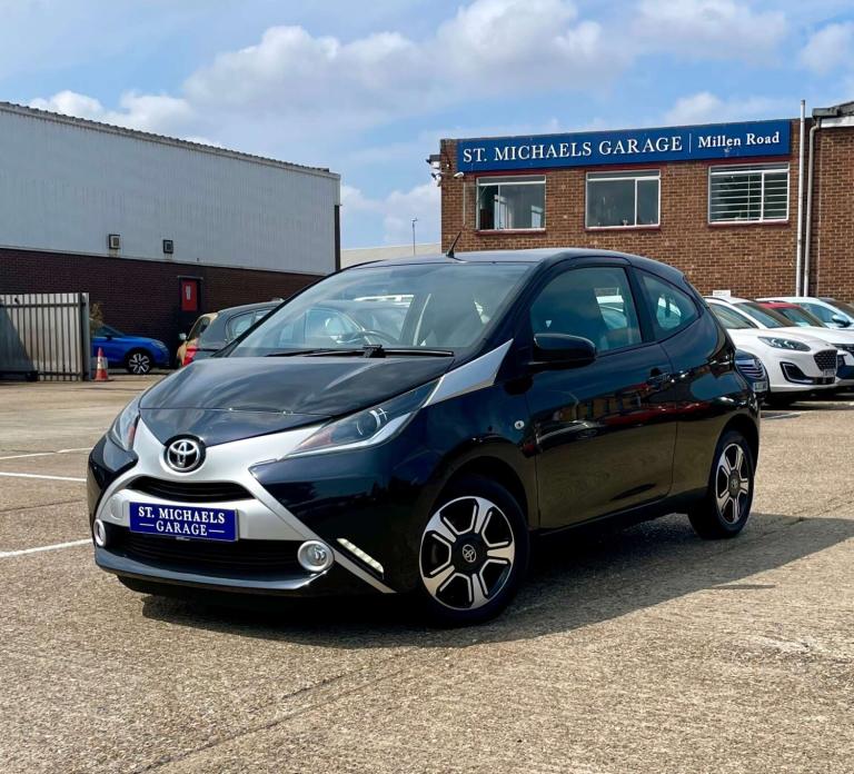2015 Toyota AYGO 1.0 VVT-i X-Clusiv 3dr HATCHBACK PETROL Manual