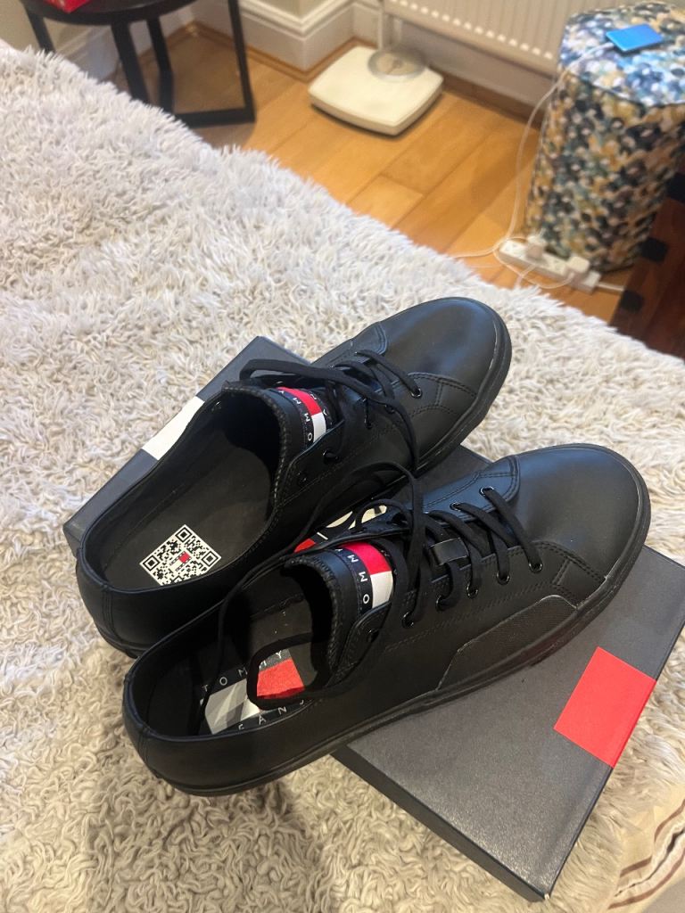 Beautiful men trainers