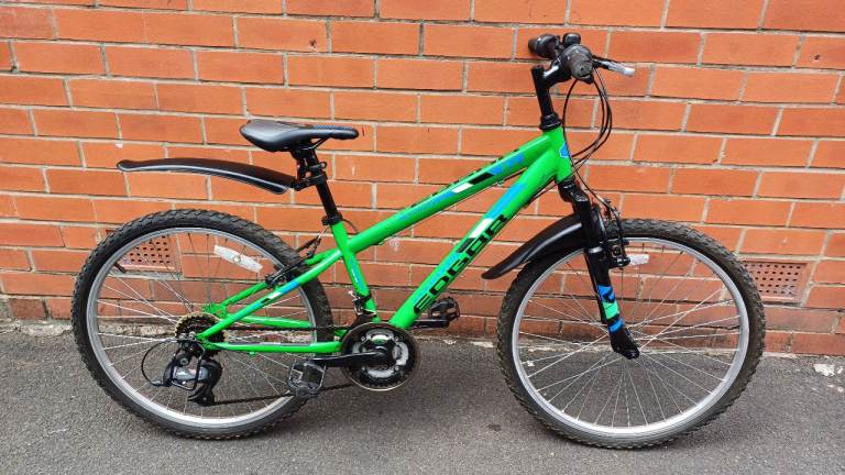 EDGAR Mountain , City Bike - front suspension , good brakes , comfortable seat , central bike stand.