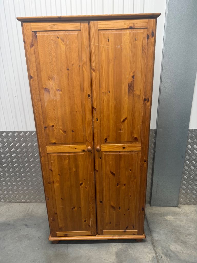 SOLID PINE WARDROBE. Free delivery!!!