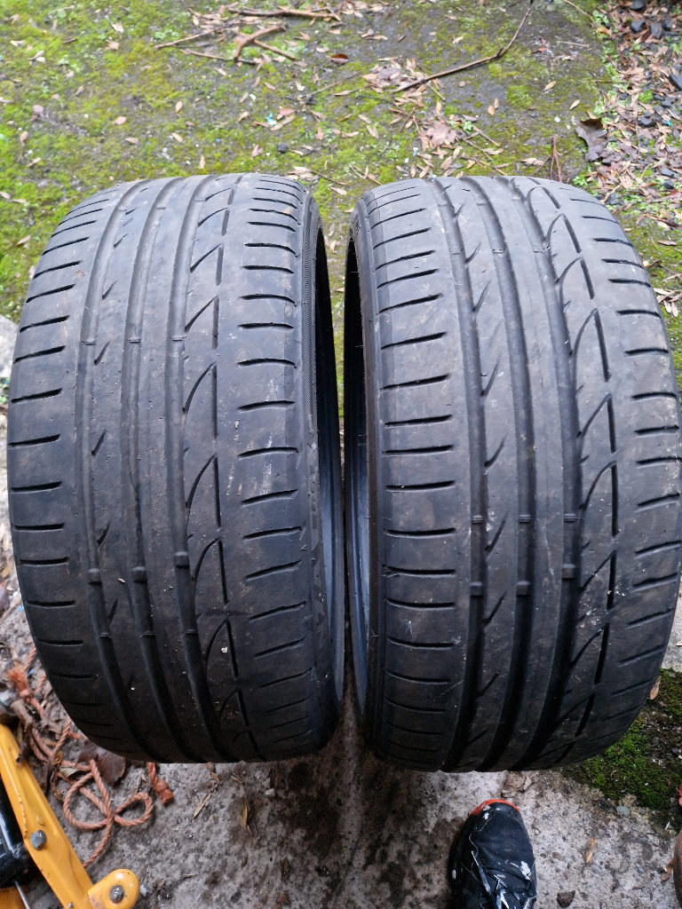 Bridgestone Potenza s001 225/40/R19 89Y RFT