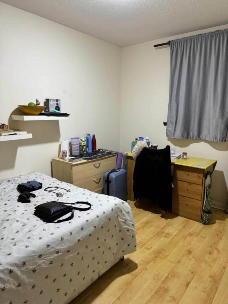 Single room available in EH7