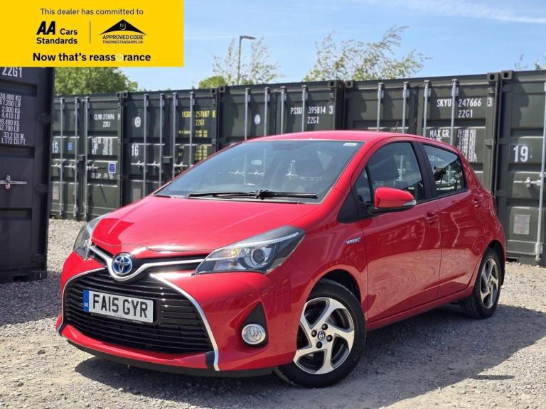2015 Toyota Yaris 1.5 VVT-h Icon Hatchback 5dr Petrol Hybrid E-CVT Euro 6 (101 ps) Hatchback Hybr...