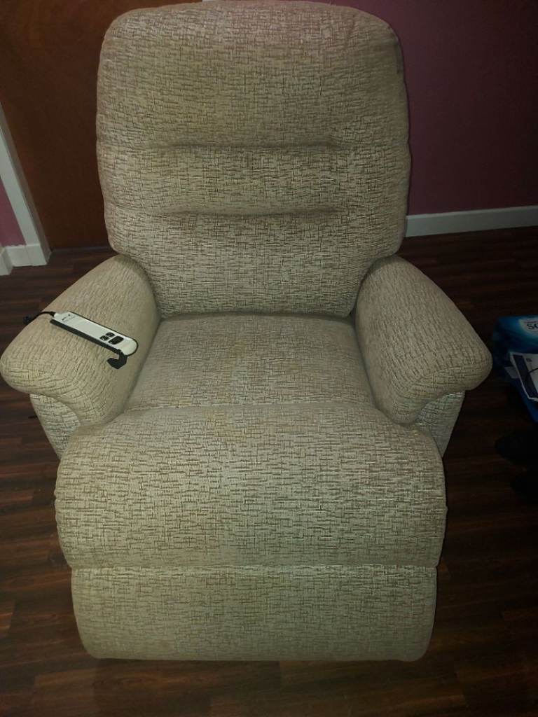 Electric Rise and Recline Chair