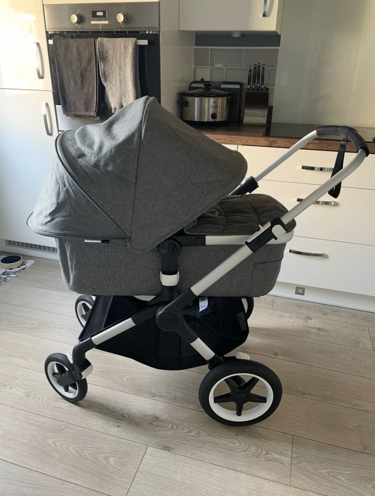 Bugaboo Fox 2 Pram/Pushchair – Grey, Good Condition