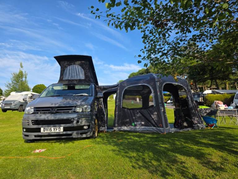 VW Transporter T5.1 Camper – 2015 | Professionally Converted | 4 Belts