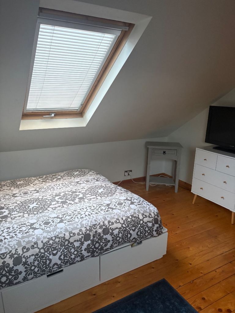 Room with en-suite 