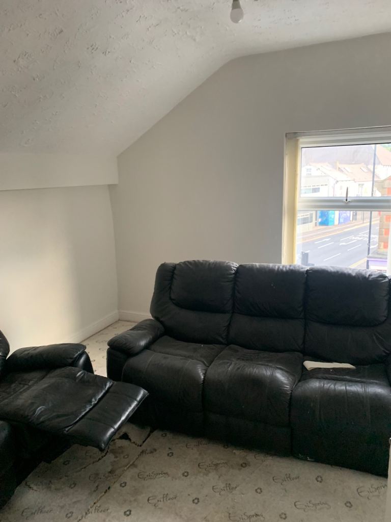 2 BEDROOM FLAT / APARTMENTS S2 AREA