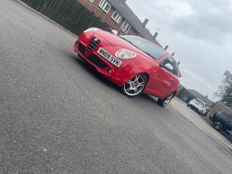 Alpha Romeo mito 1.4 turbo (155bhp)