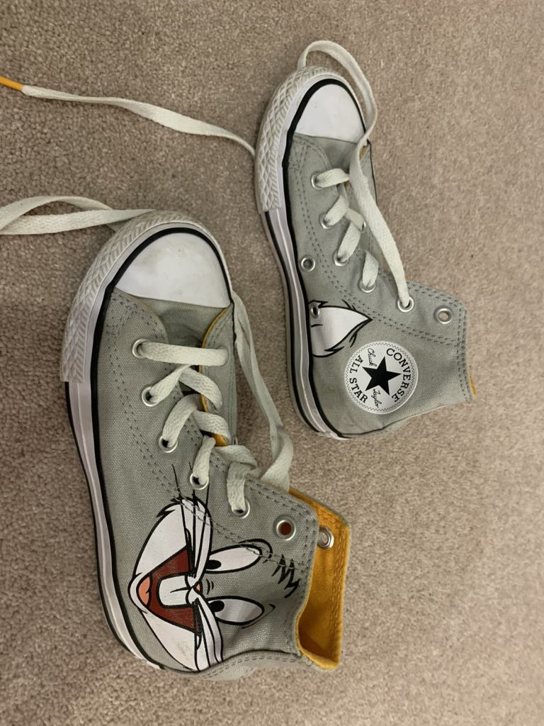 Boots - Children’s C11.5 converse bugs bunny