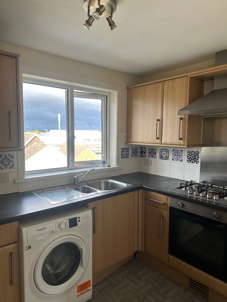 2 Bedroom Flat Gracemount Edinburgh 