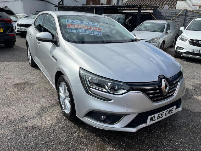2016 Renault Megane 1.5 dCi Dynamique Nav Euro 6 (s/s) 5dr HATCHBACK Diesel Manual