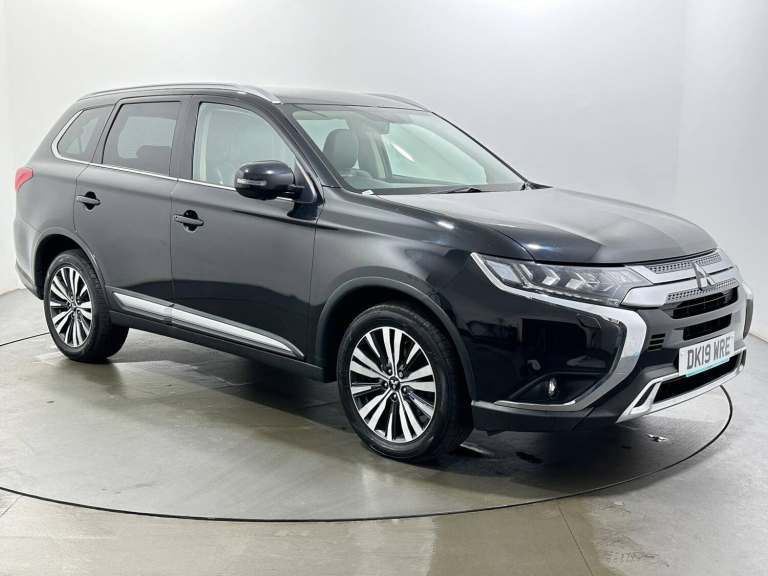 2019 Mitsubishi Outlander 2.0 MIVEC Exceed CVT 4WD Euro 6 (s/s) 5dr ESTATE Petrol Automatic