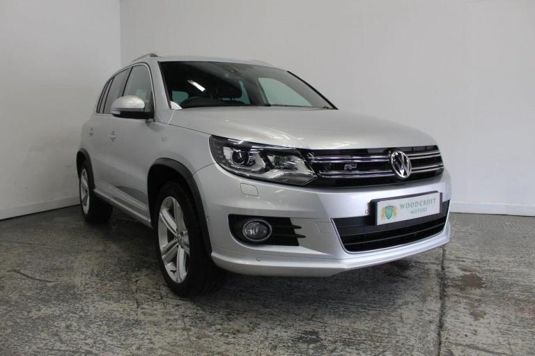 VOLKSWAGEN TIGUAN 2.0 TDI BlueMotion Tech R-Line DSG 4WD Euro 5 (s/s) 5dr (Nav)
