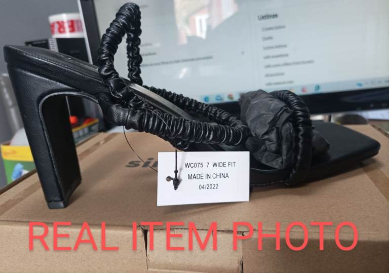 simply be. cat no: WC075 Women's  Black Wide Fit UK SIZE 7 Sandles